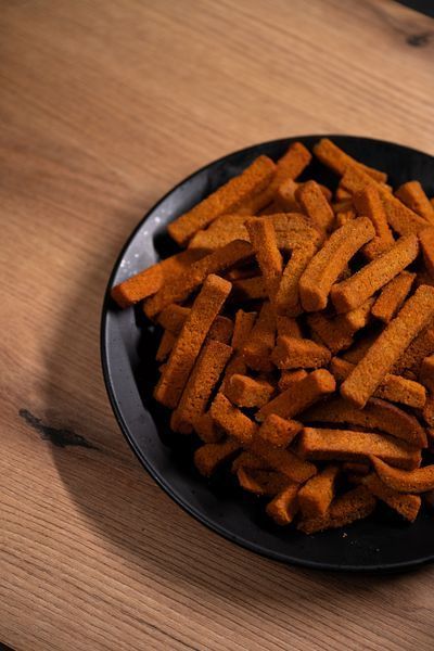 Сухарики з томатом до бочкового пива &ndash; хрустка закуска Три Смаки&trade;
